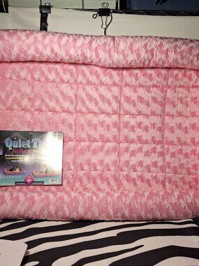 MidWest Homes for Pets QuietTime Fashion Dog Bed, Pink Faux Fur Bolster, 30"